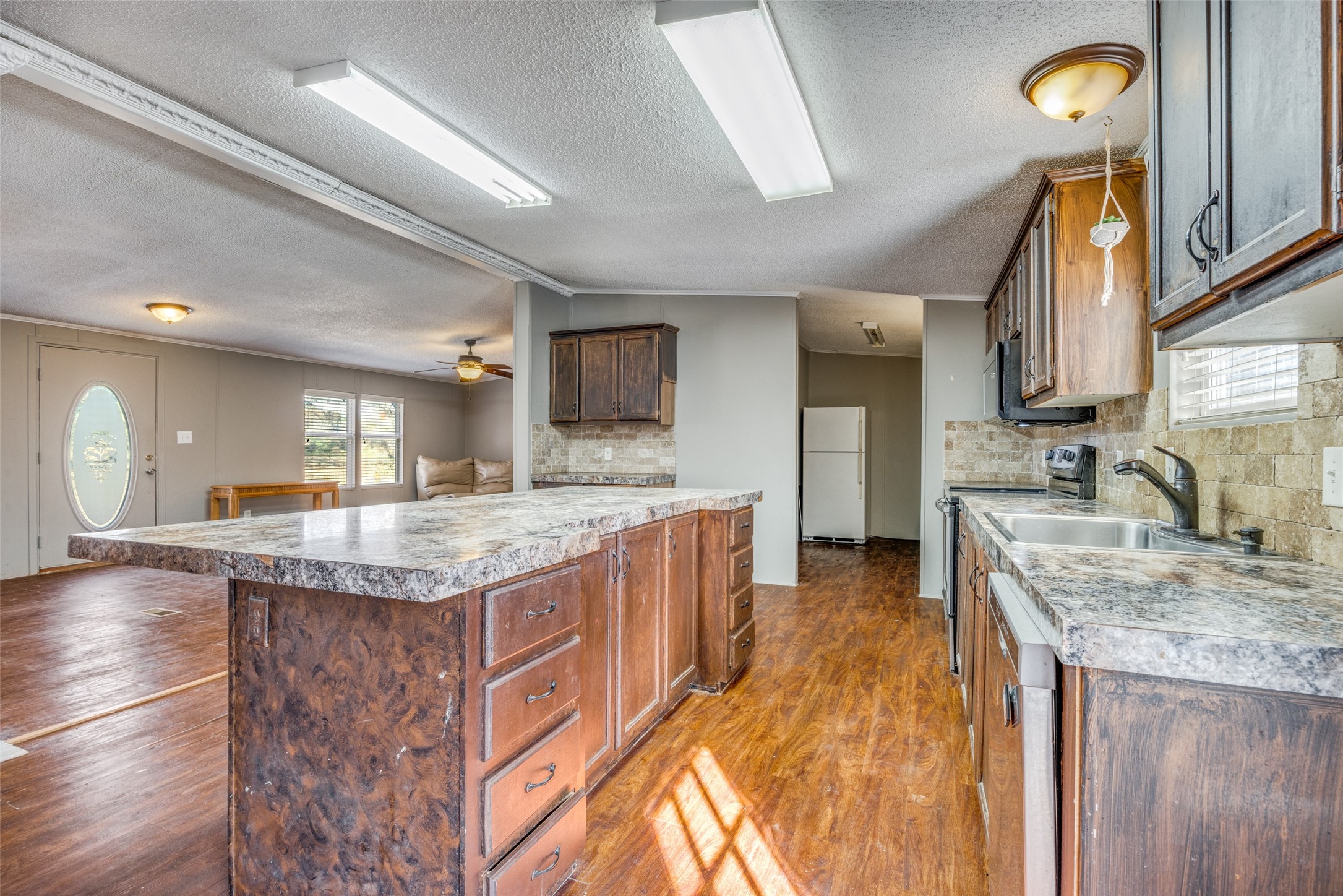 42 Epsom Drive Gordonville TX 76245