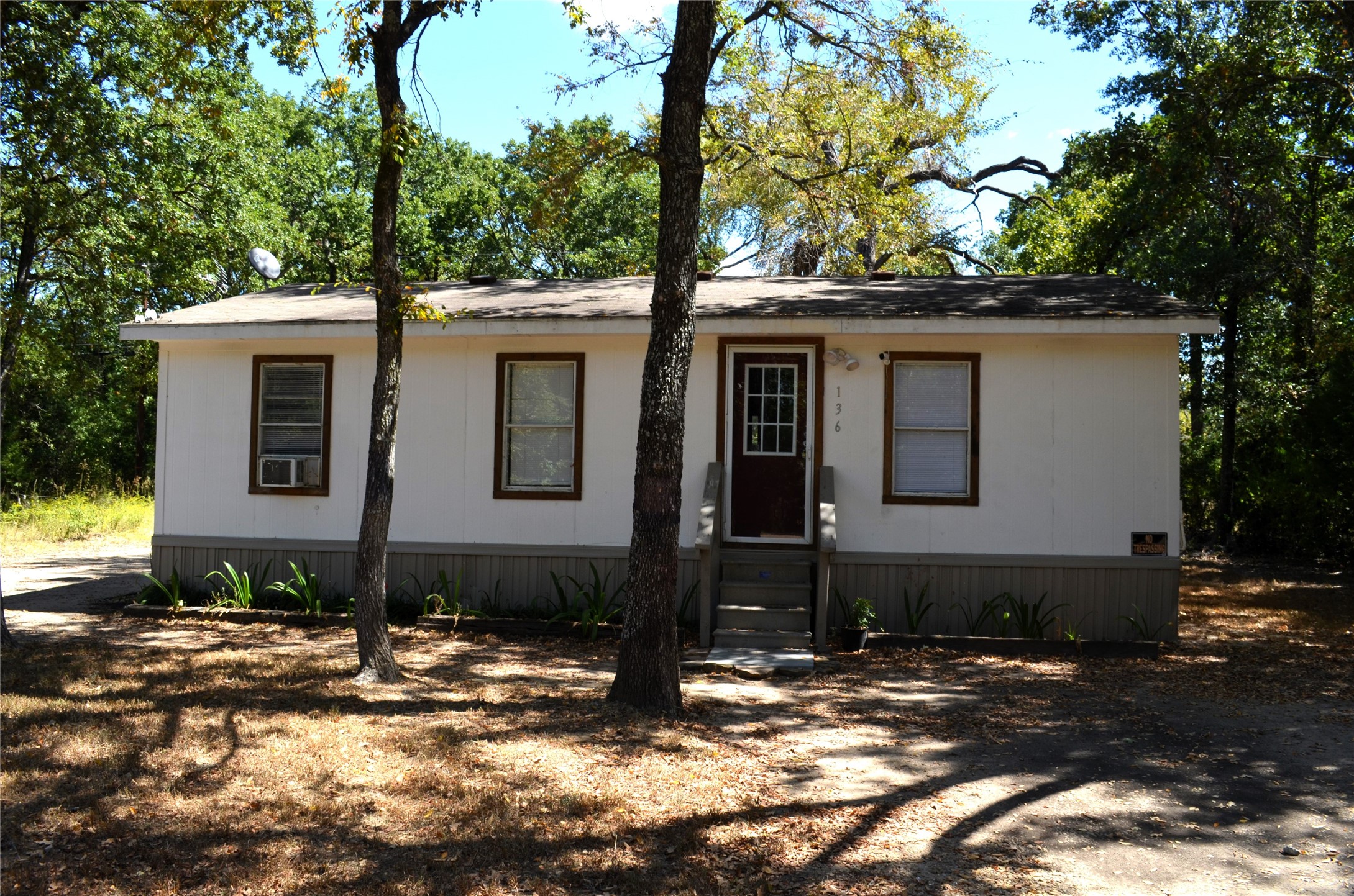 136 N Cherokee Shores Drive Mabank TX 75156