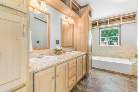 122 Will Stutley Drive Gordonville TX 76245