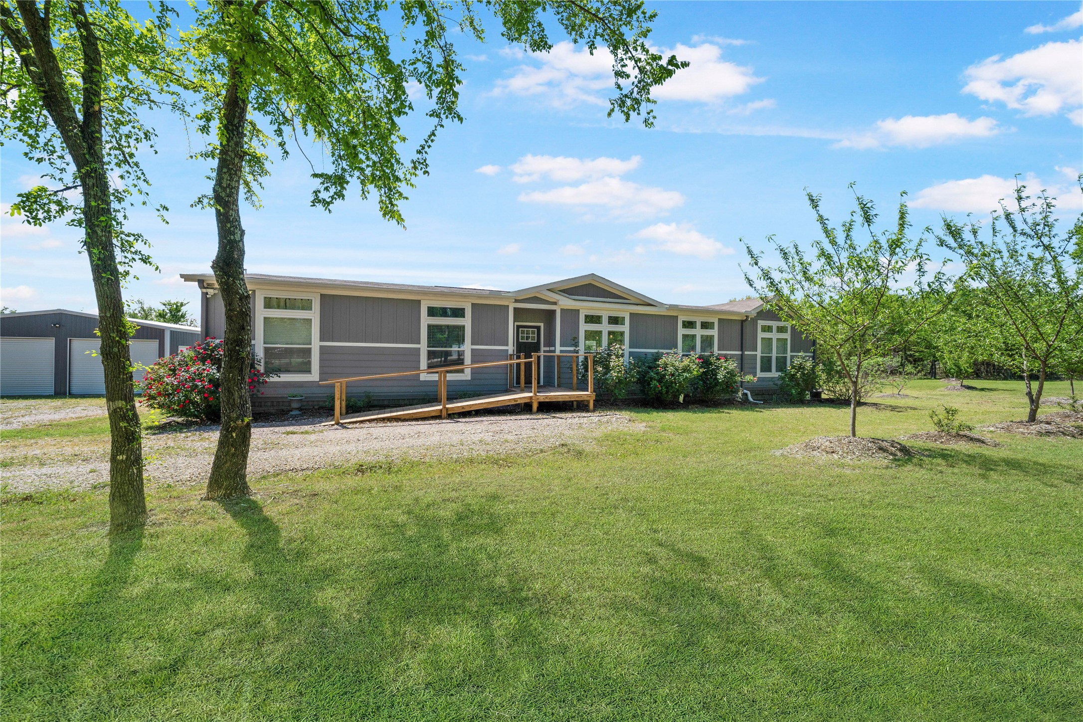 126 County Road 118 Whitesboro TX 76273