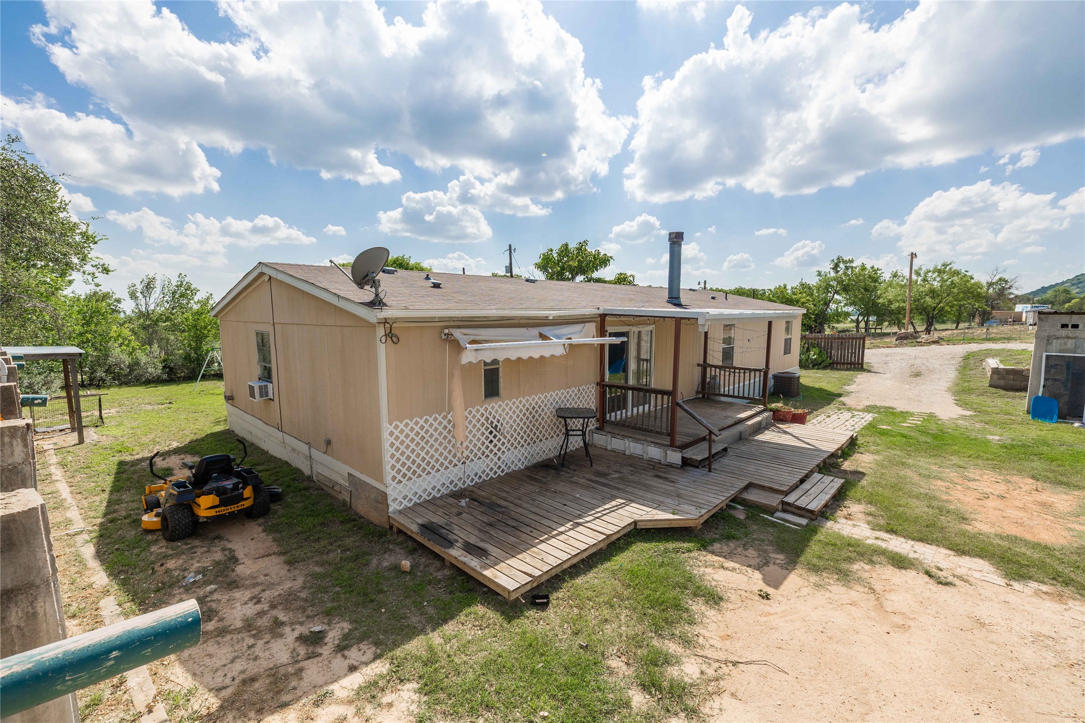 1502 Avenue B Santa Anna TX 76878