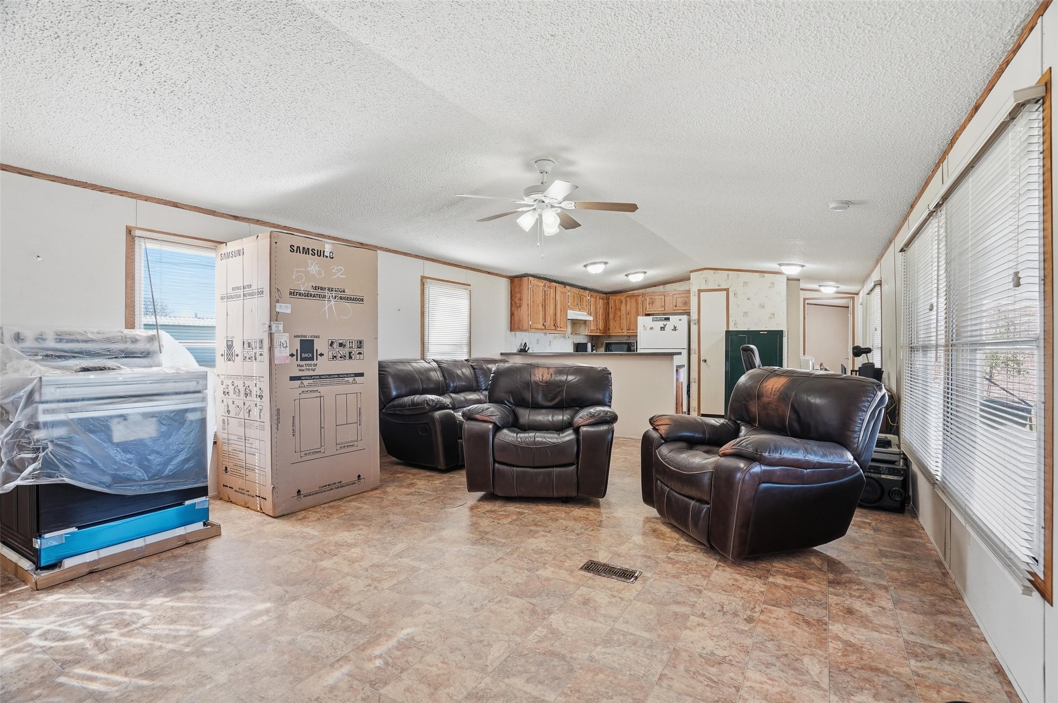 4037 Lands End Court Granbury TX 76048