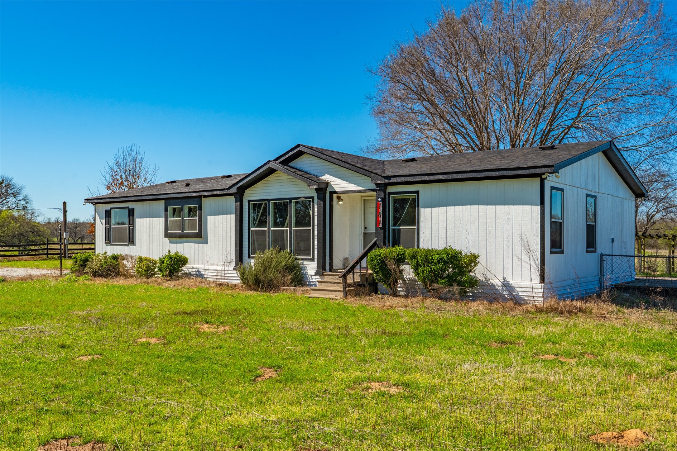 181 Private Road 125 Whitney TX 76692