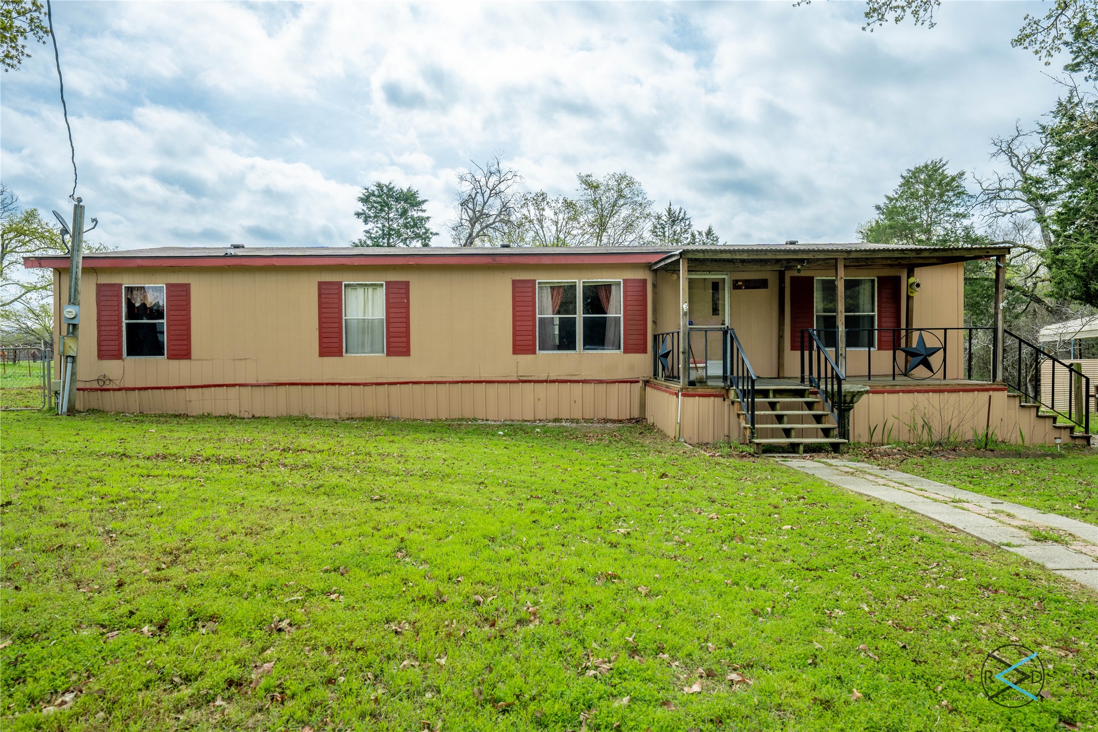 16164 SE County Road 4040 Kerens TX 75144