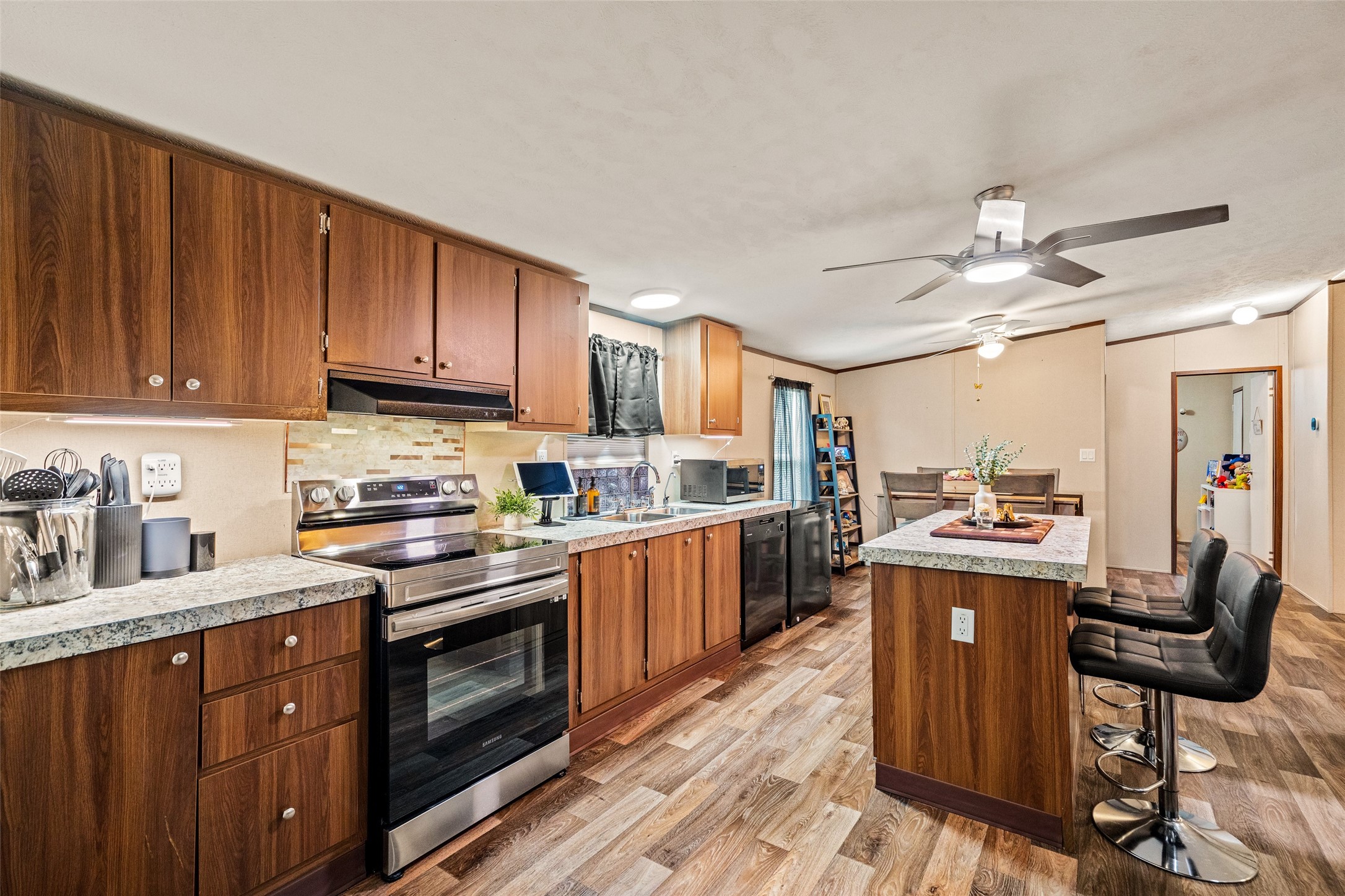 9815 Private Road 3792 Quinlan TX 75474