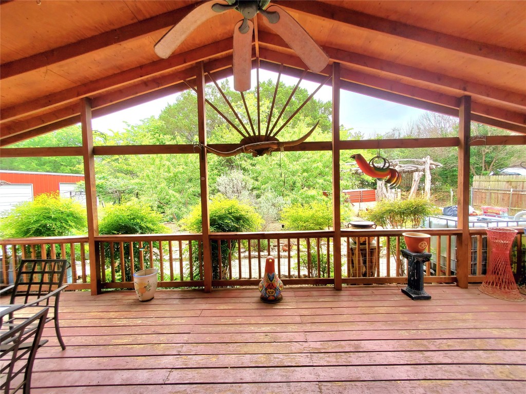 912 Comanche Cove Drive Granbury TX 76048