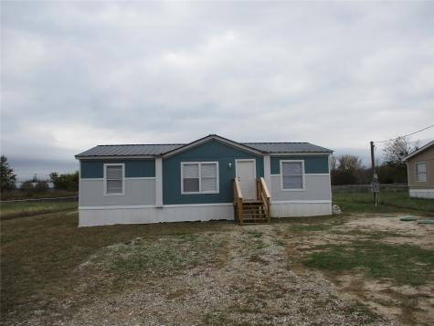 1336 Rs County Road 1530 Point TX 75472