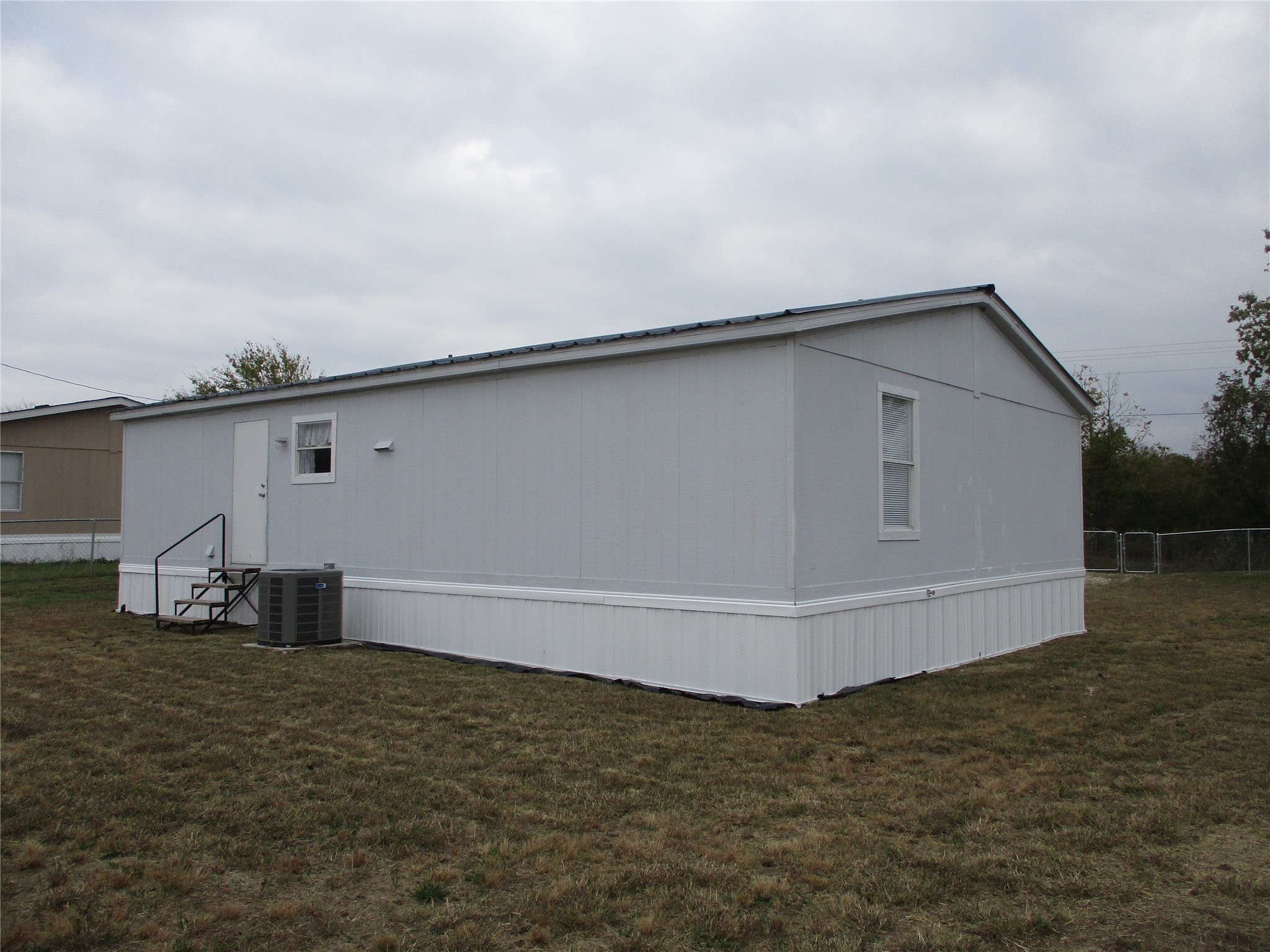 1336 Rs County Road 1530 Point TX 75472