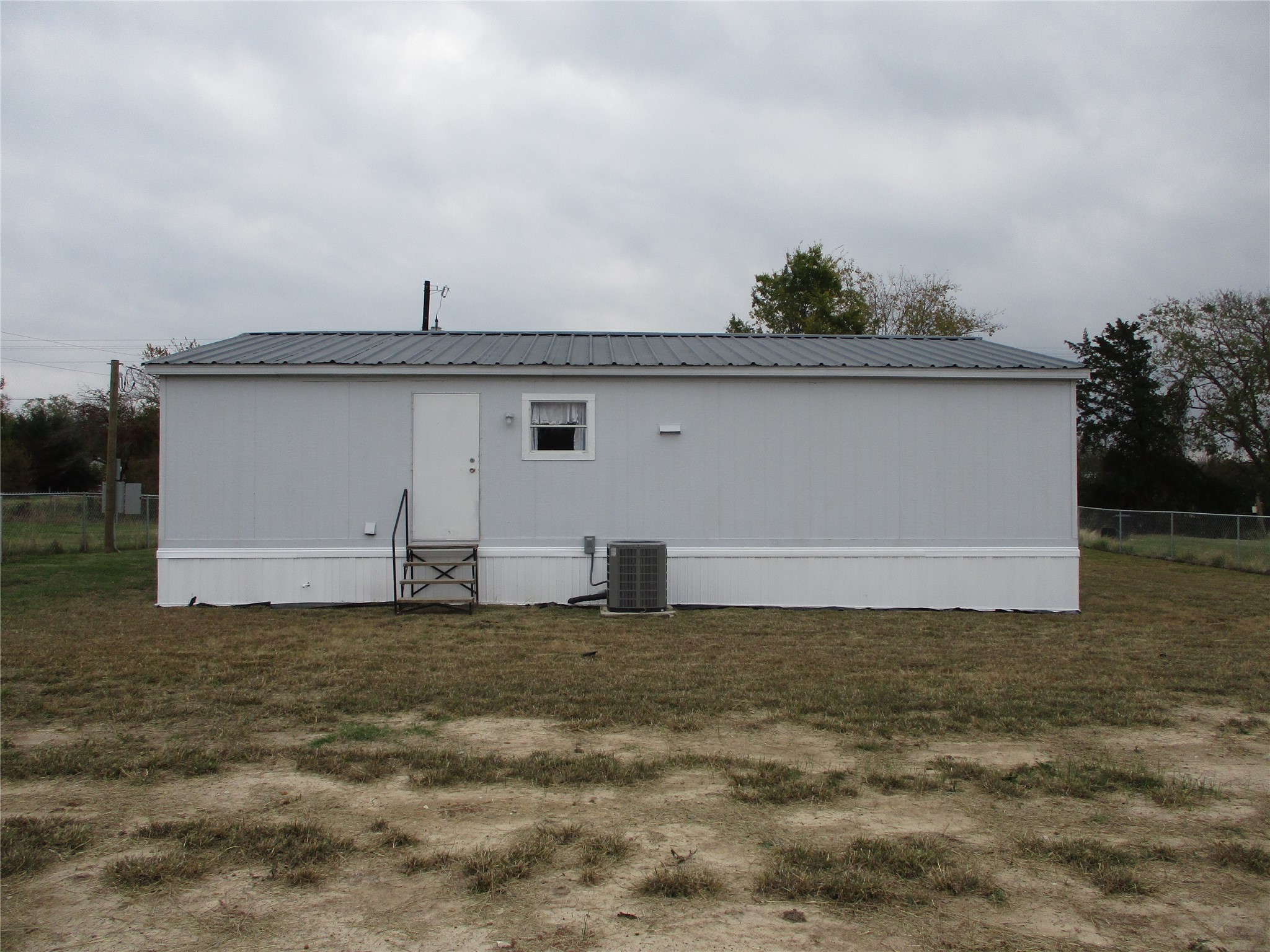 1336 Rs County Road 1530 Point TX 75472