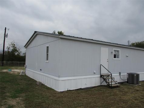 1336 Rs County Road 1530 Point TX 75472