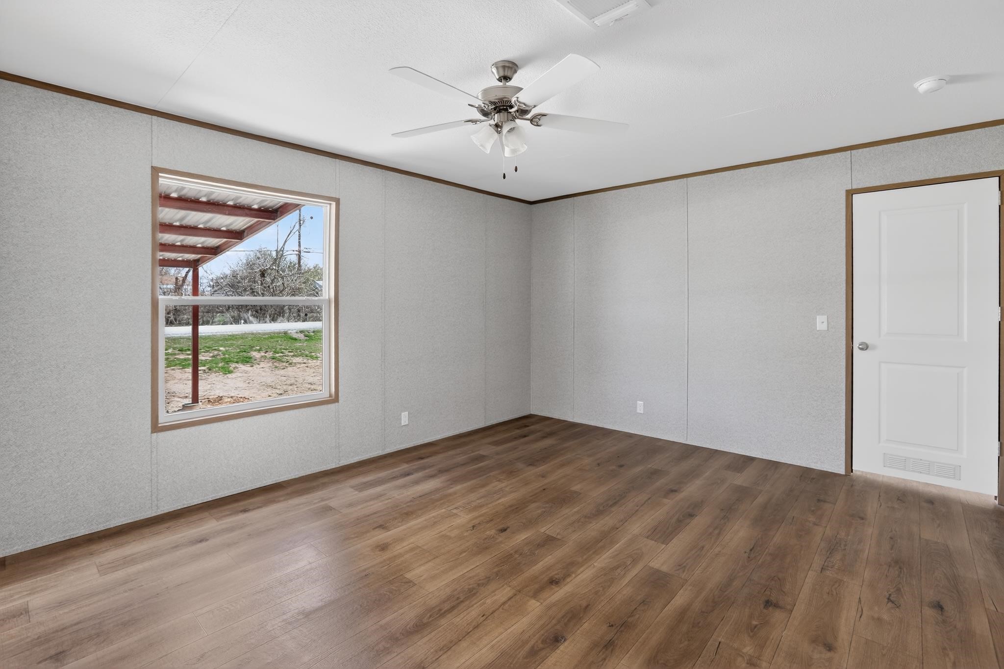 309 Rhett Court Aurora TX 76078
