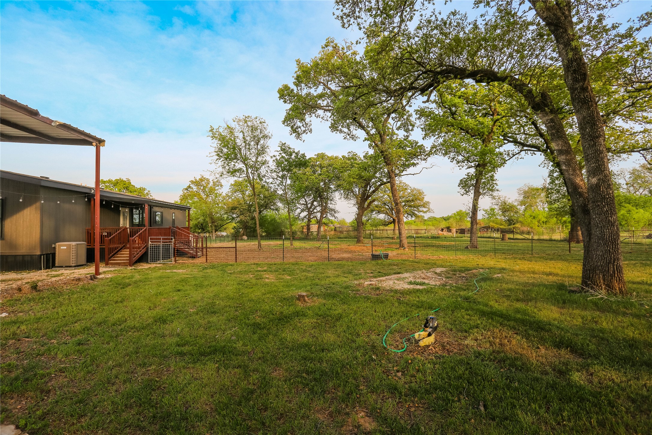 2513 Cr 304 Comanche TX 76442