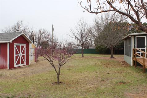601 Carothers Avenue Rochester TX 79544