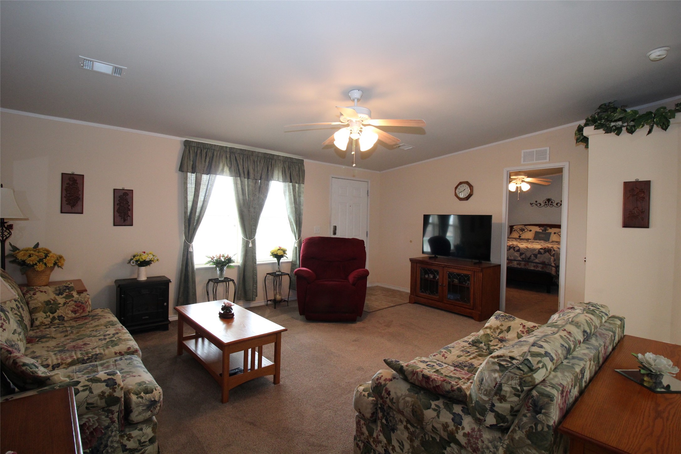 601 Carothers Avenue Rochester TX 79544