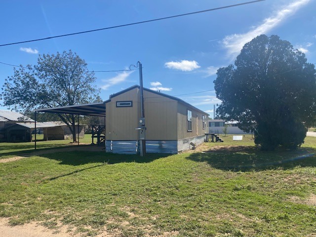 211 W Colorado Avenue Loraine TX 79532