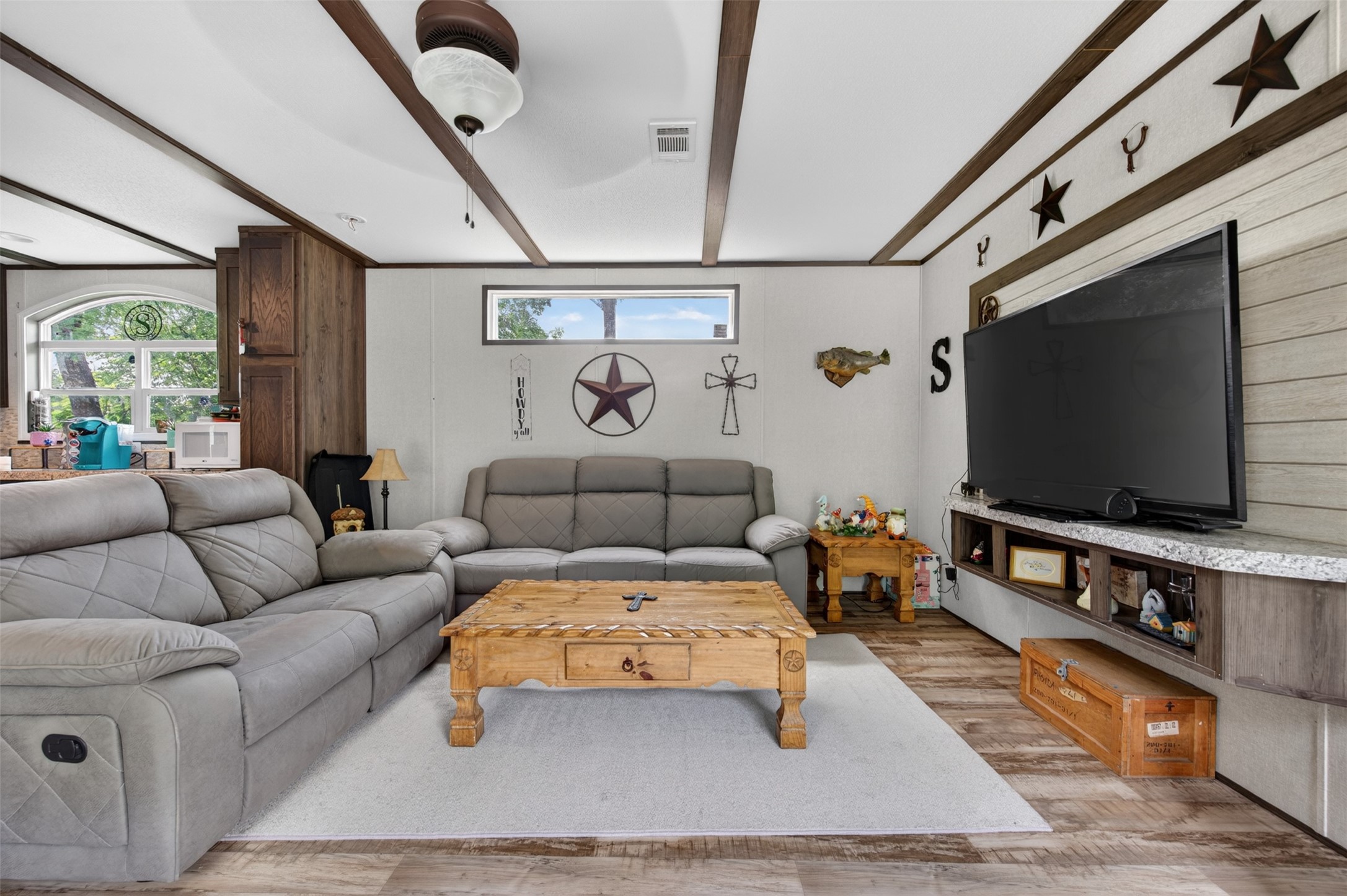 21760 Shady Trail Road Chandler TX 75758