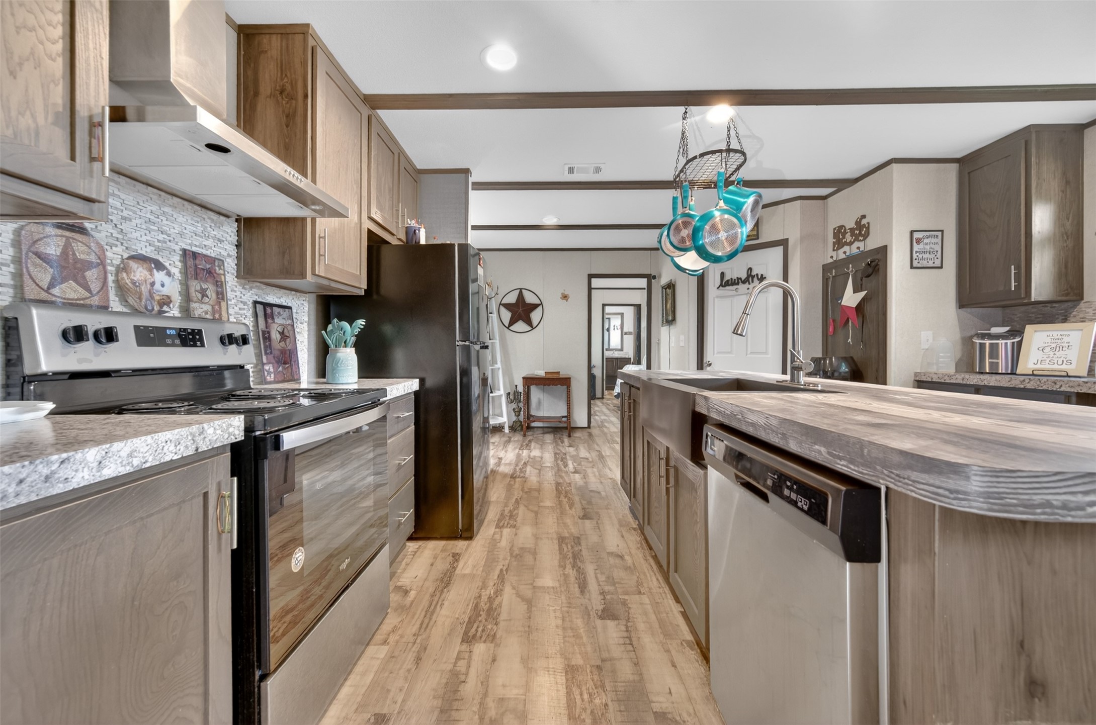 21760 Shady Trail Road Chandler TX 75758