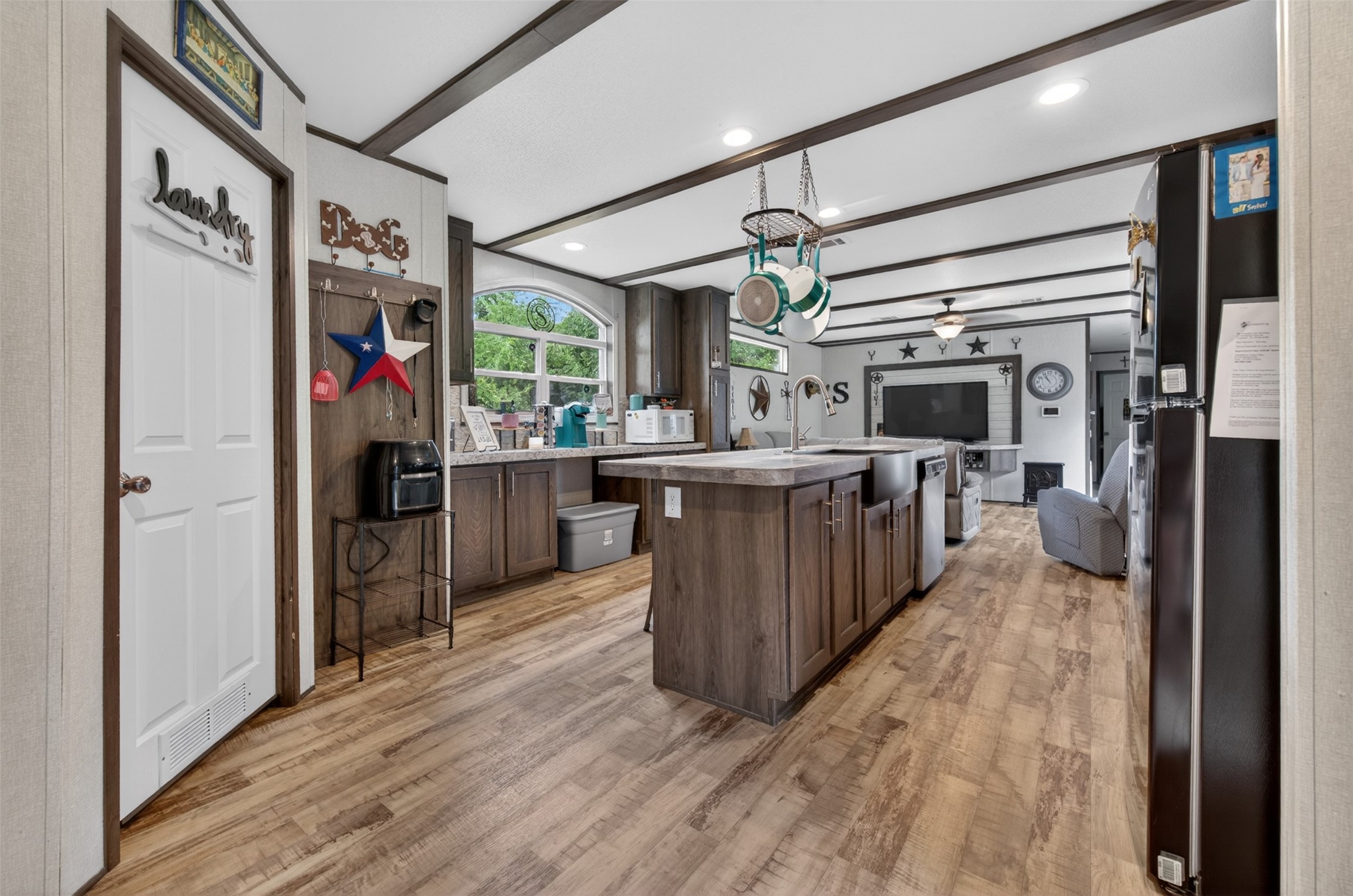 21760 Shady Trail Road Chandler TX 75758