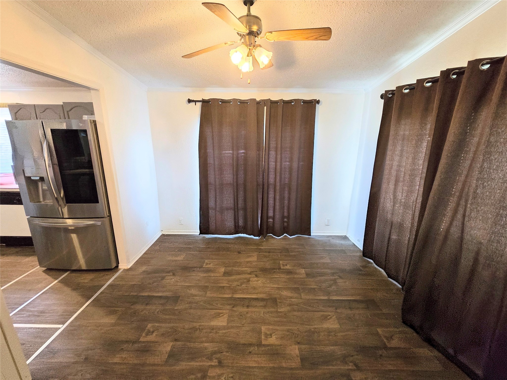 813 W 12th Street Cameron TX 76520