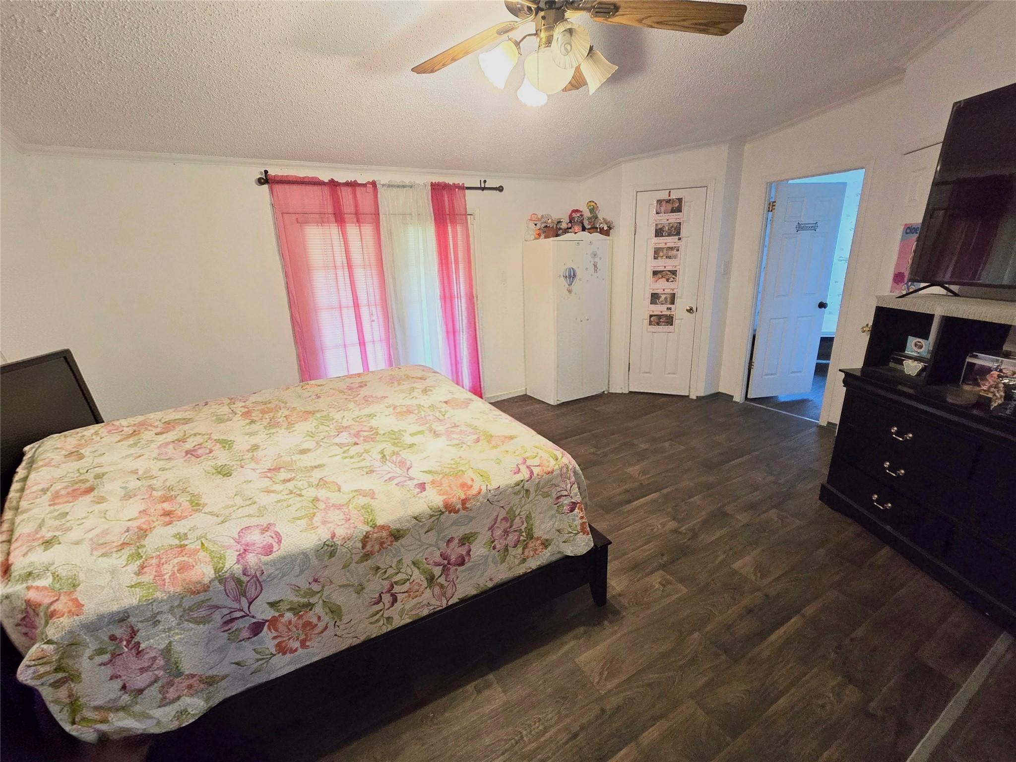 813 W 12th Street Cameron TX 76520