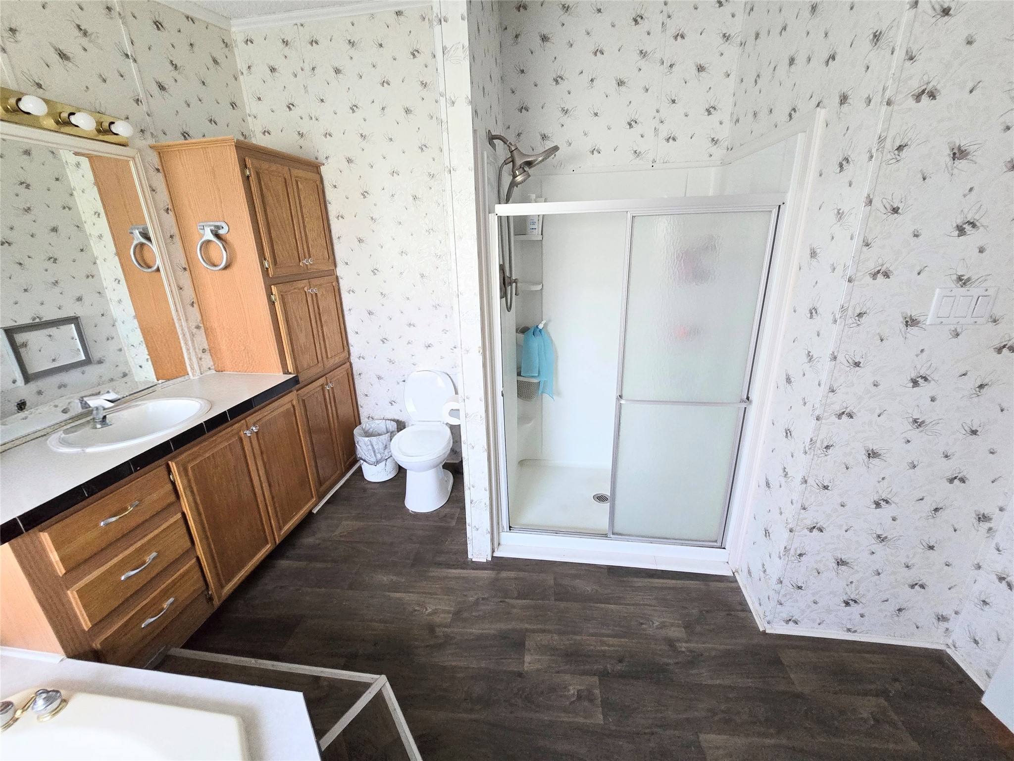 813 W 12th Street Cameron TX 76520