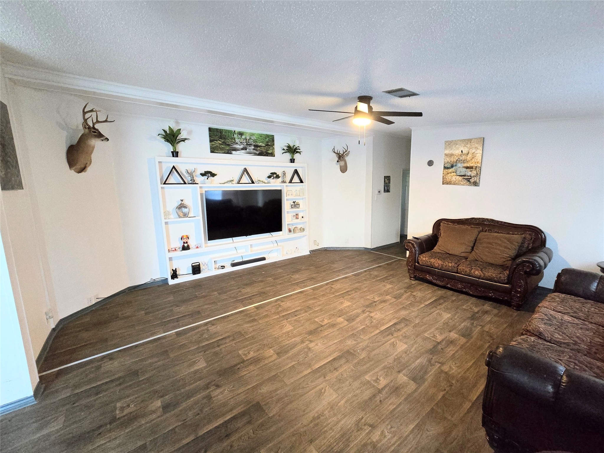 813 W 12th Street Cameron TX 76520