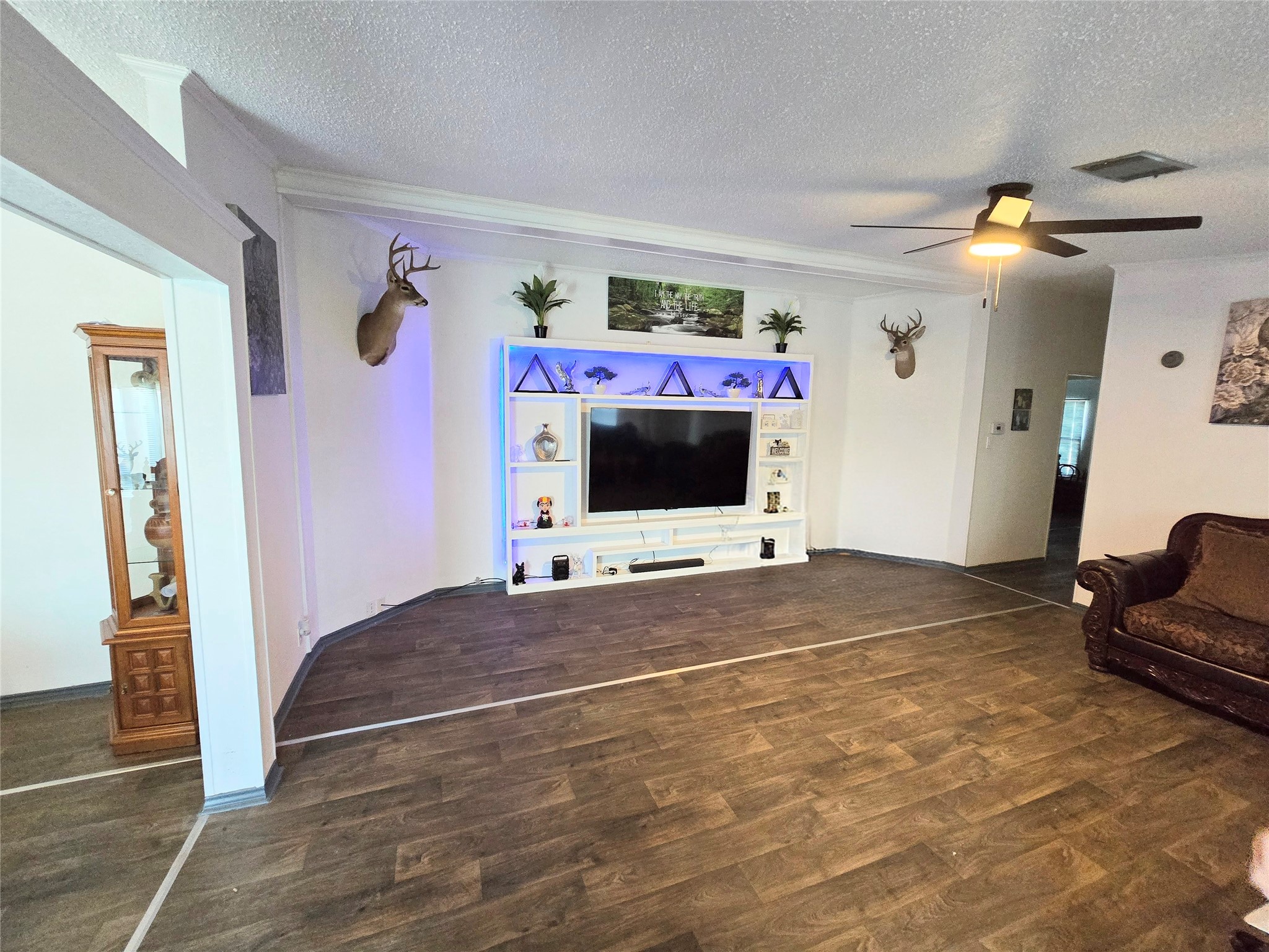 813 W 12th Street Cameron TX 76520
