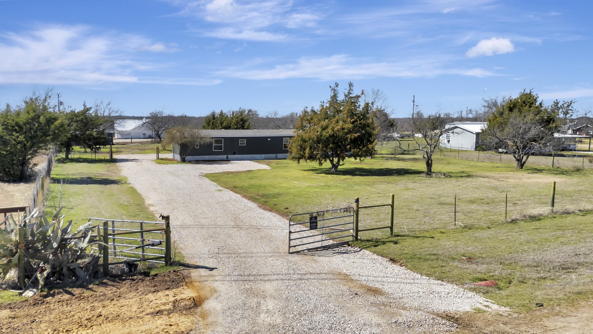 7701 County Road 1014a Joshua TX 76058