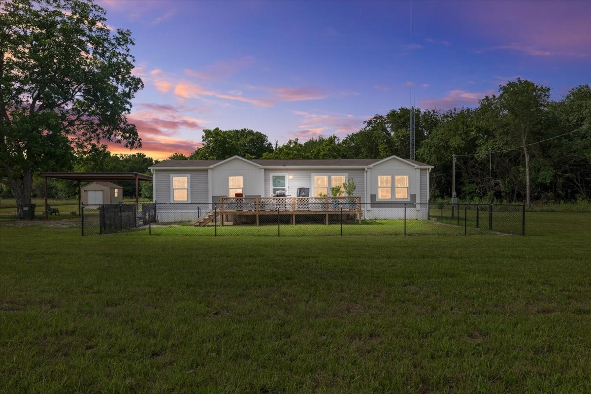 1183 Farm Road 3426 Paris TX 75462