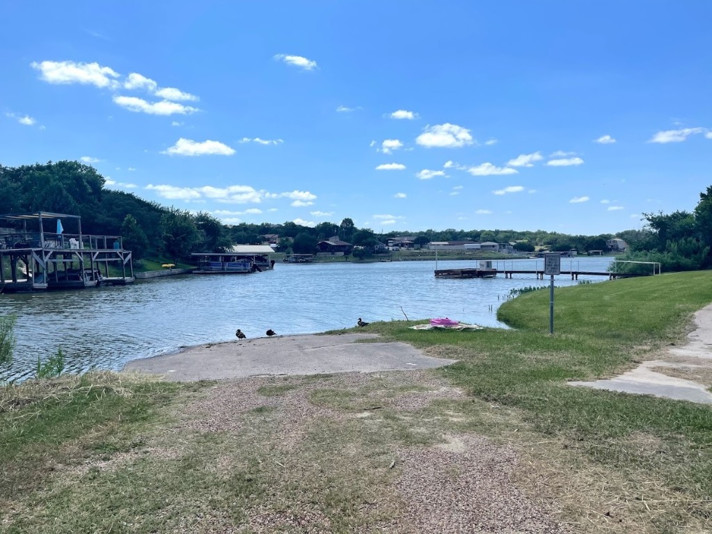 6010 S Lakeside Hills Court Granbury TX 76048