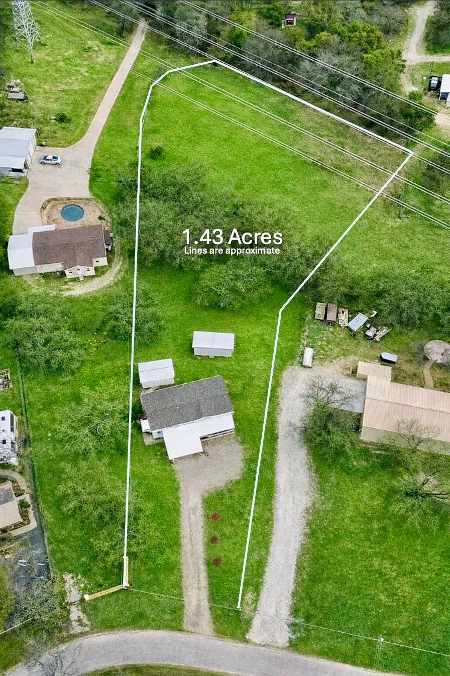 6013 Idaho Trail Granbury TX 76048