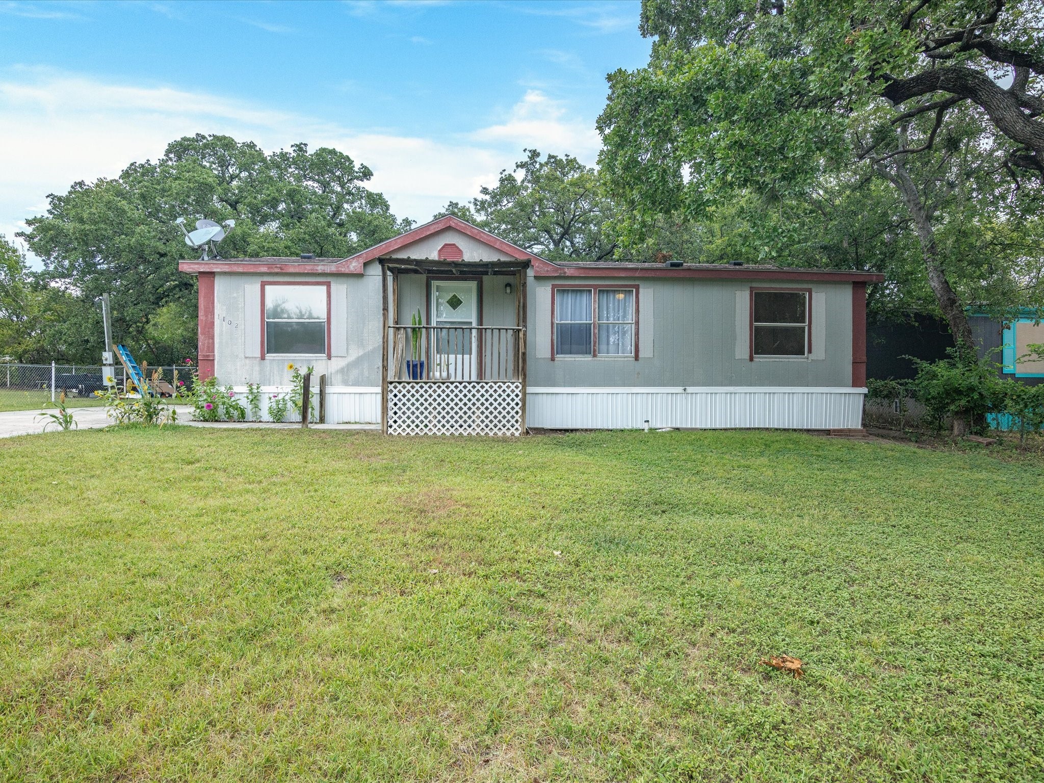 1102 15th Street Bridgeport TX 76426