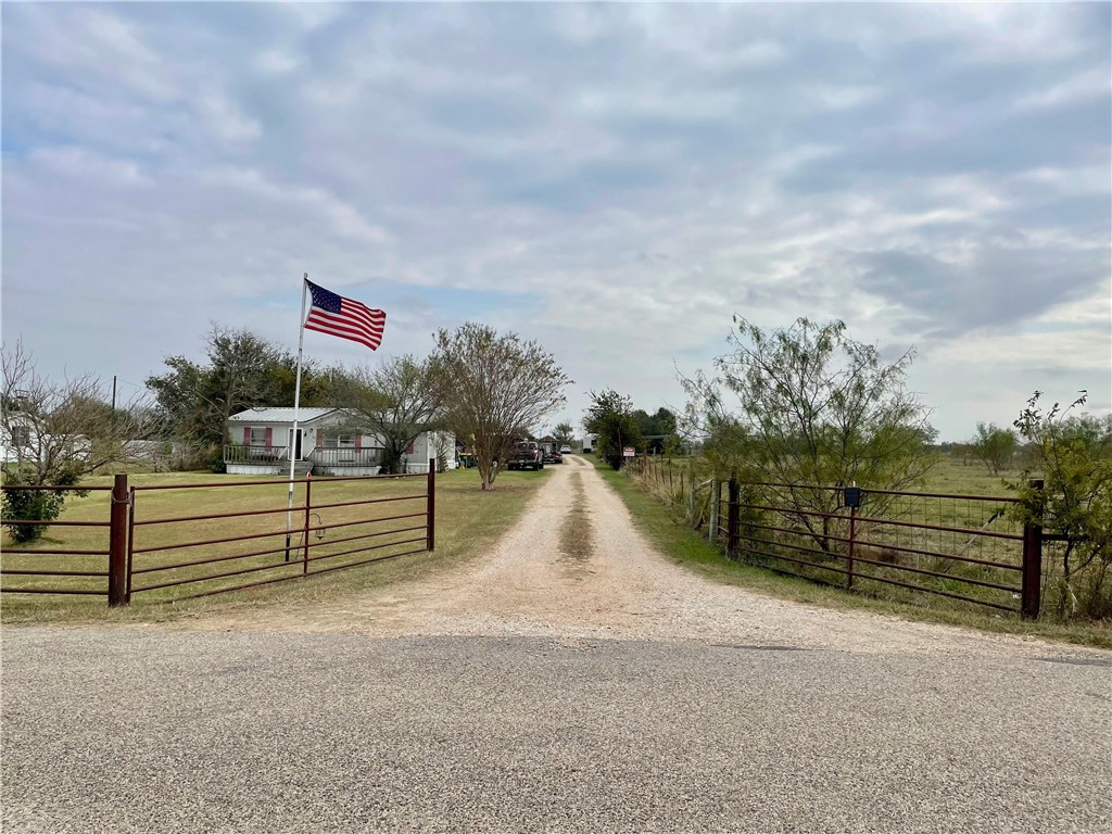 346 Leuschner Road Elm Mott TX 76640