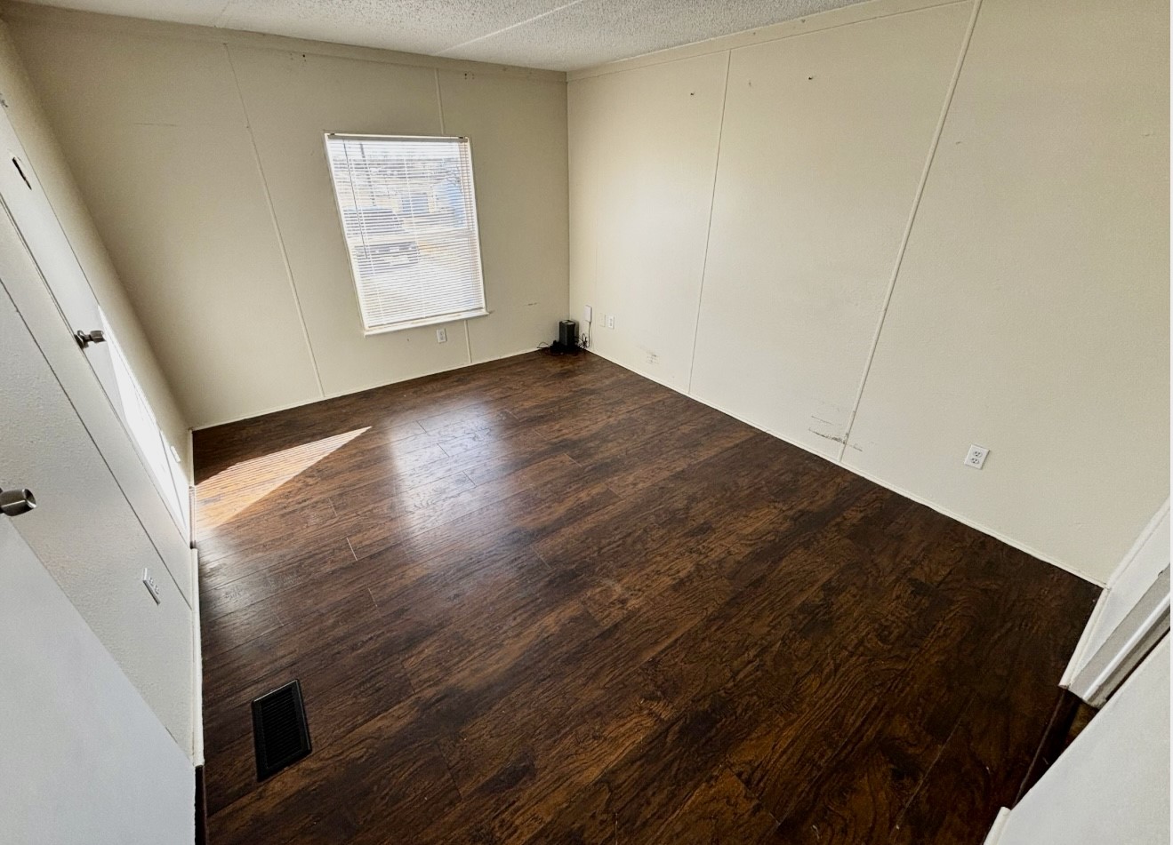 5700 Texas Street Joshua TX 76058