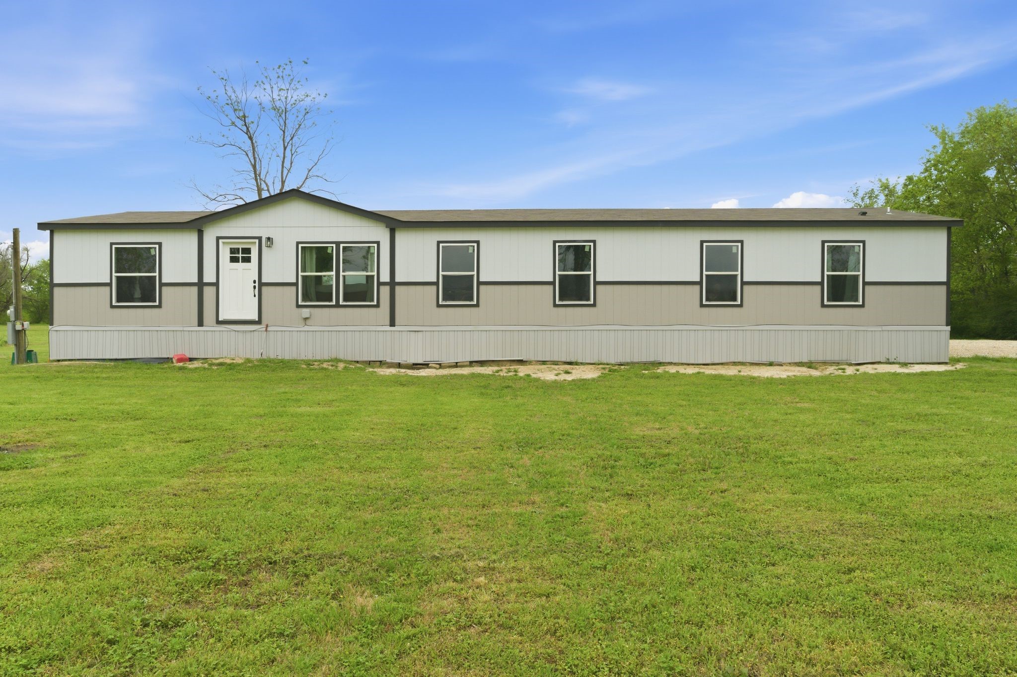 8792 Highway 67 Saltillo TX 75478