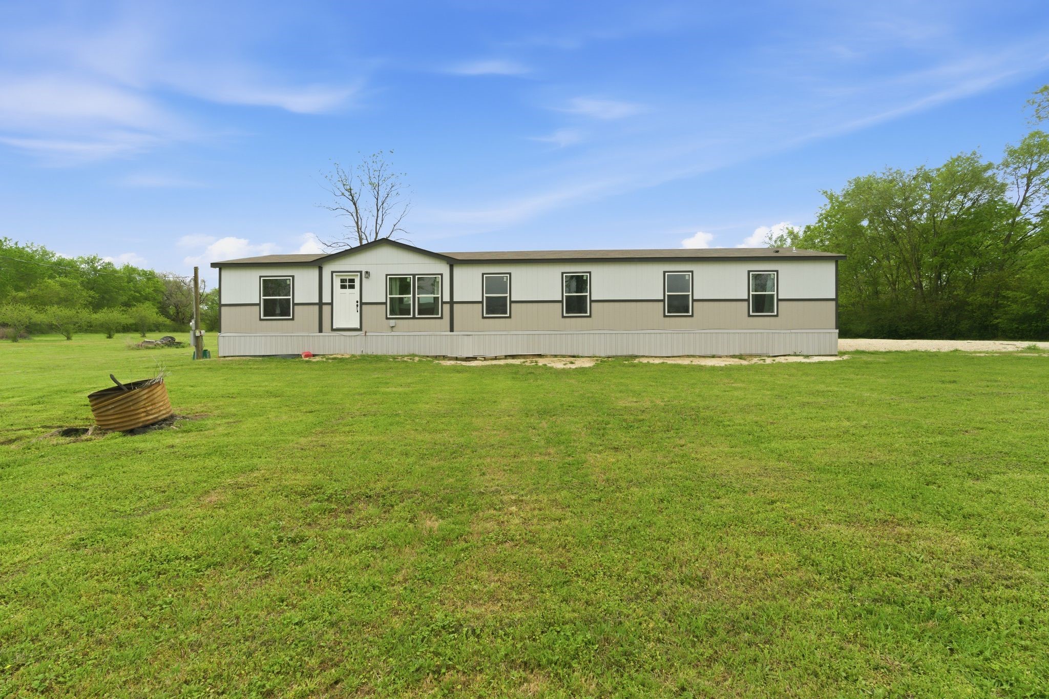 8792 Highway 67 Saltillo TX 75478