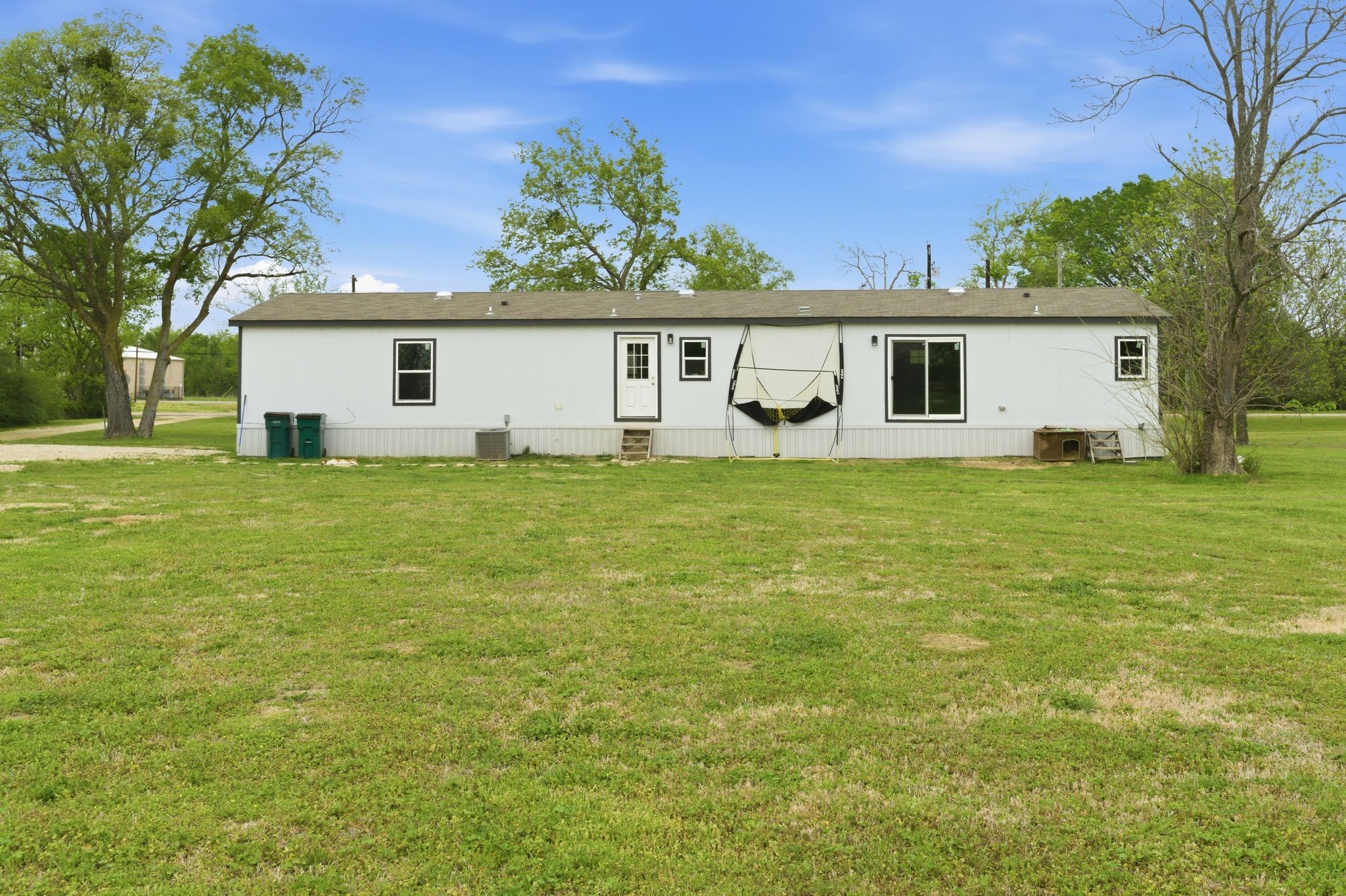 8792 Highway 67 Saltillo TX 75478