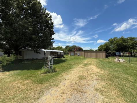 12513 Strawberry Hill Drive Burleson TX 76028