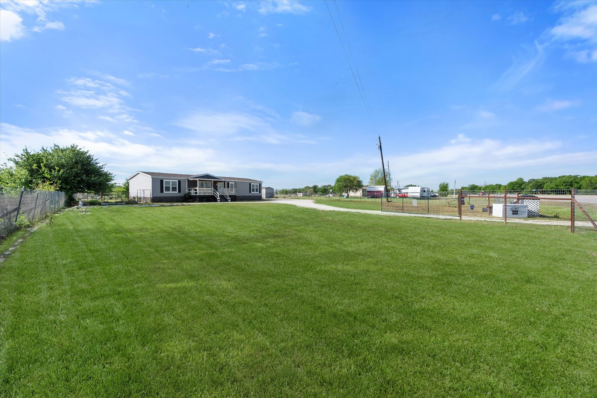 15955 W Highway 31 Purdon TX 76679