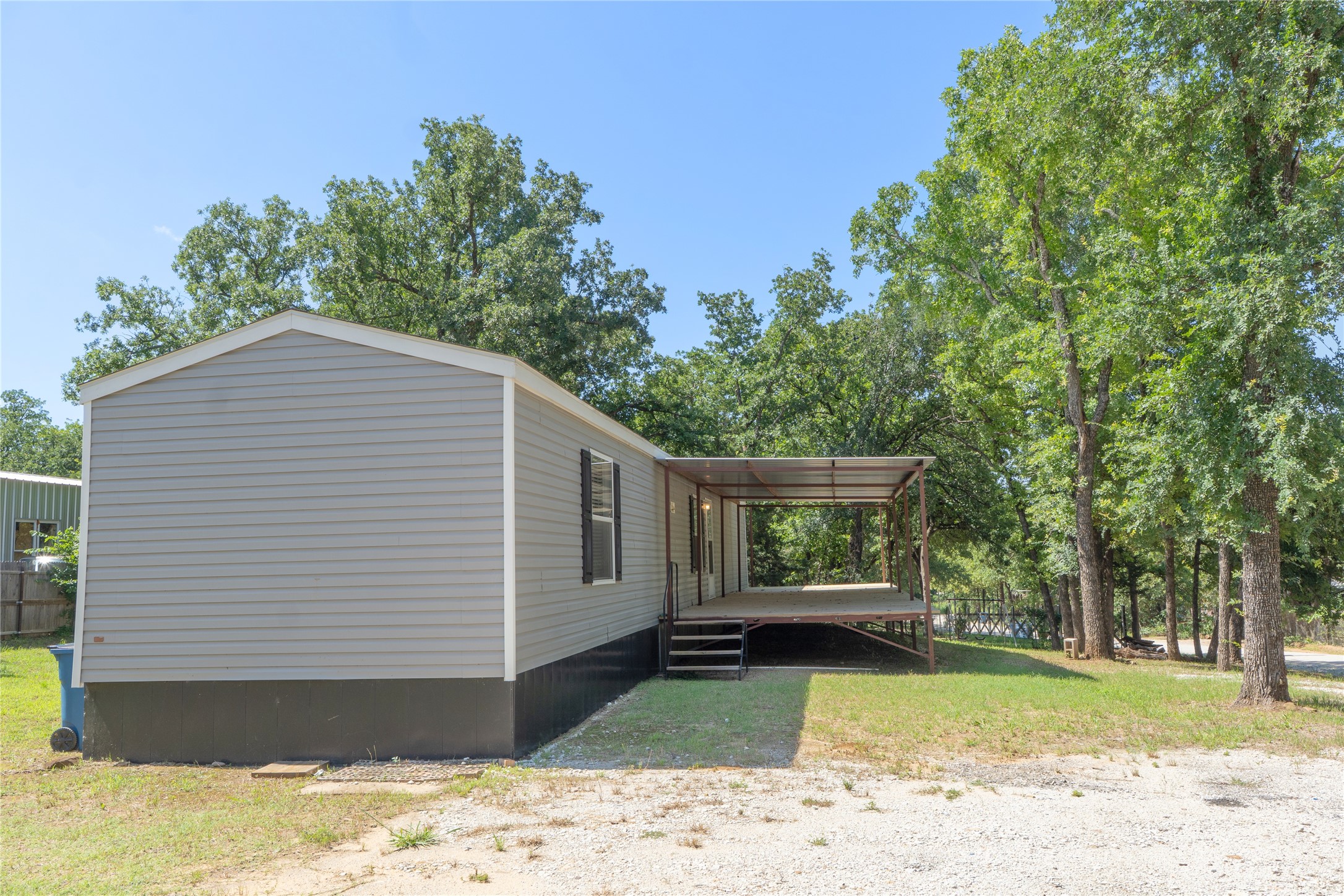 60 Tecumseh Valley View TX 76272