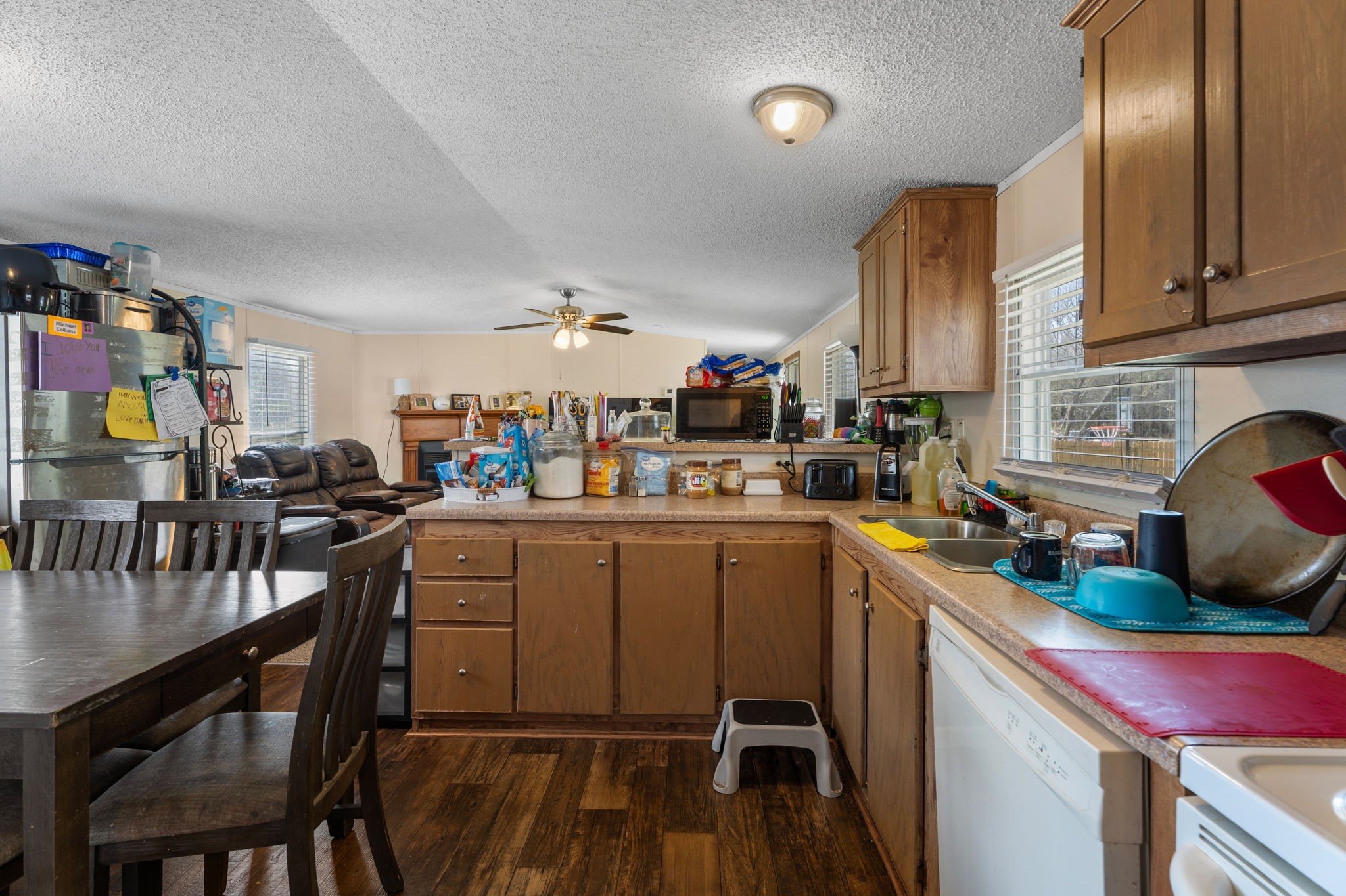 1495 County Road 4224 Troup TX 75789