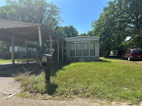 135 Oxbow Street Mabank TX 75156