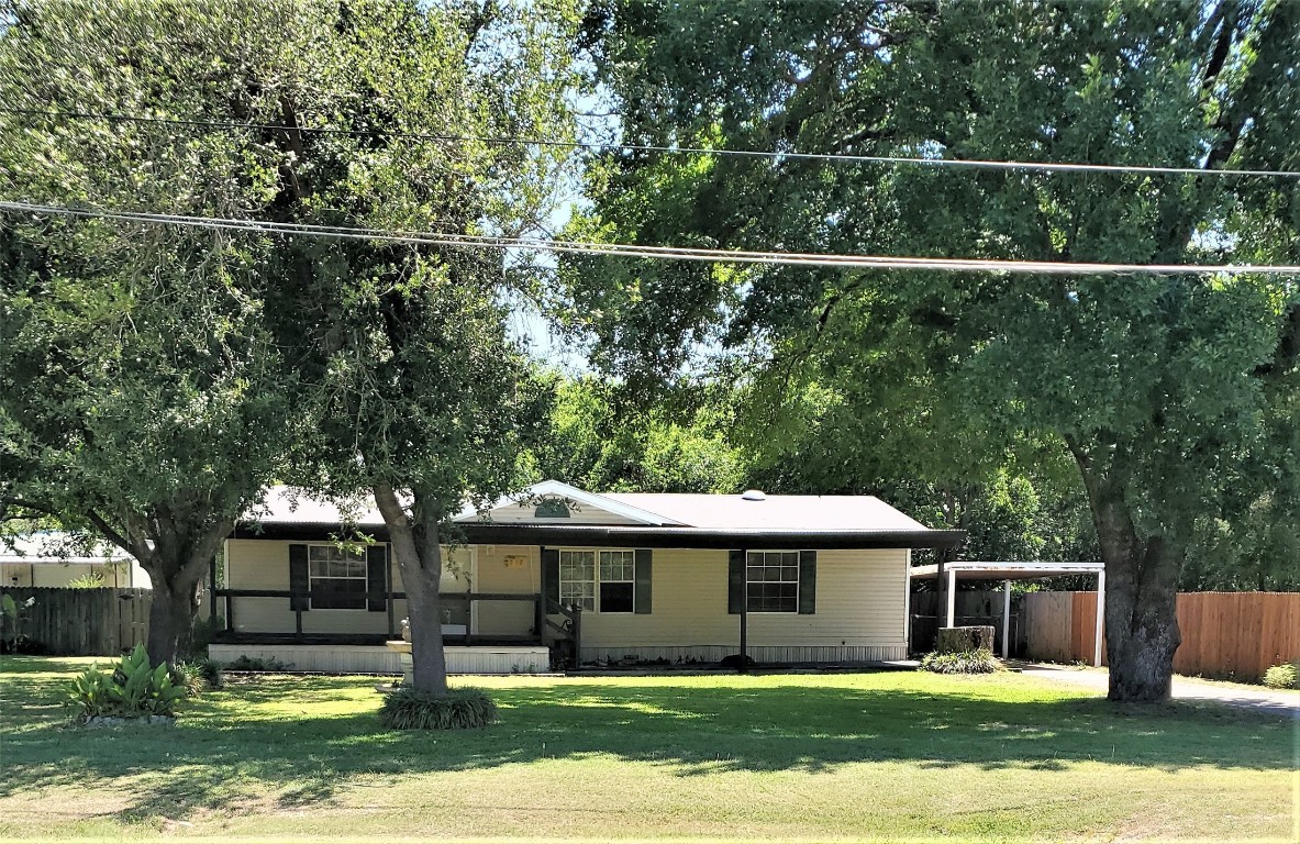 512 N Fordyce Street Blooming Grove TX 76626