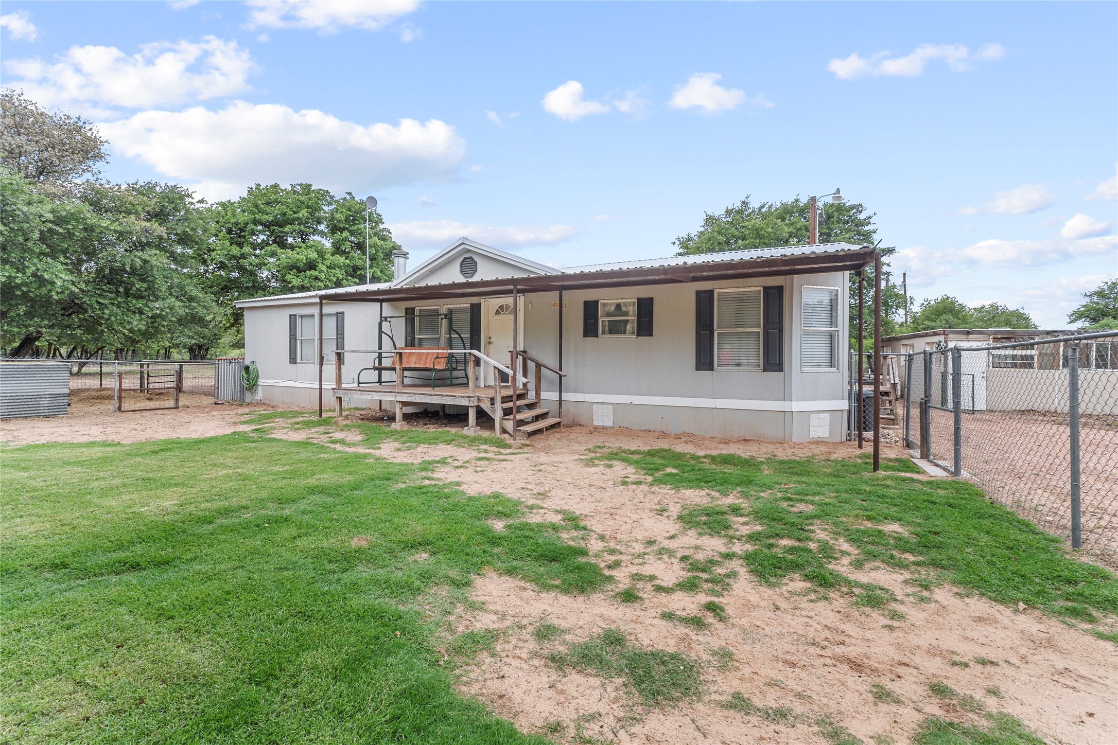 5456 County Road 418 Hawley TX 79525