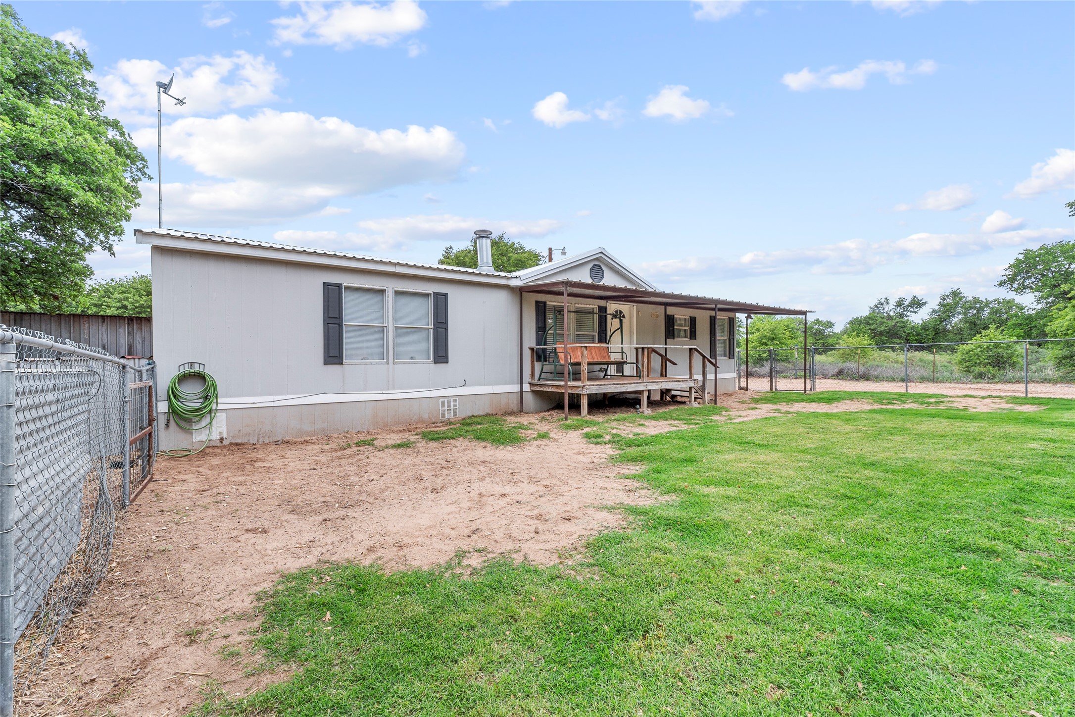 5456 County Road 418 Hawley TX 79525