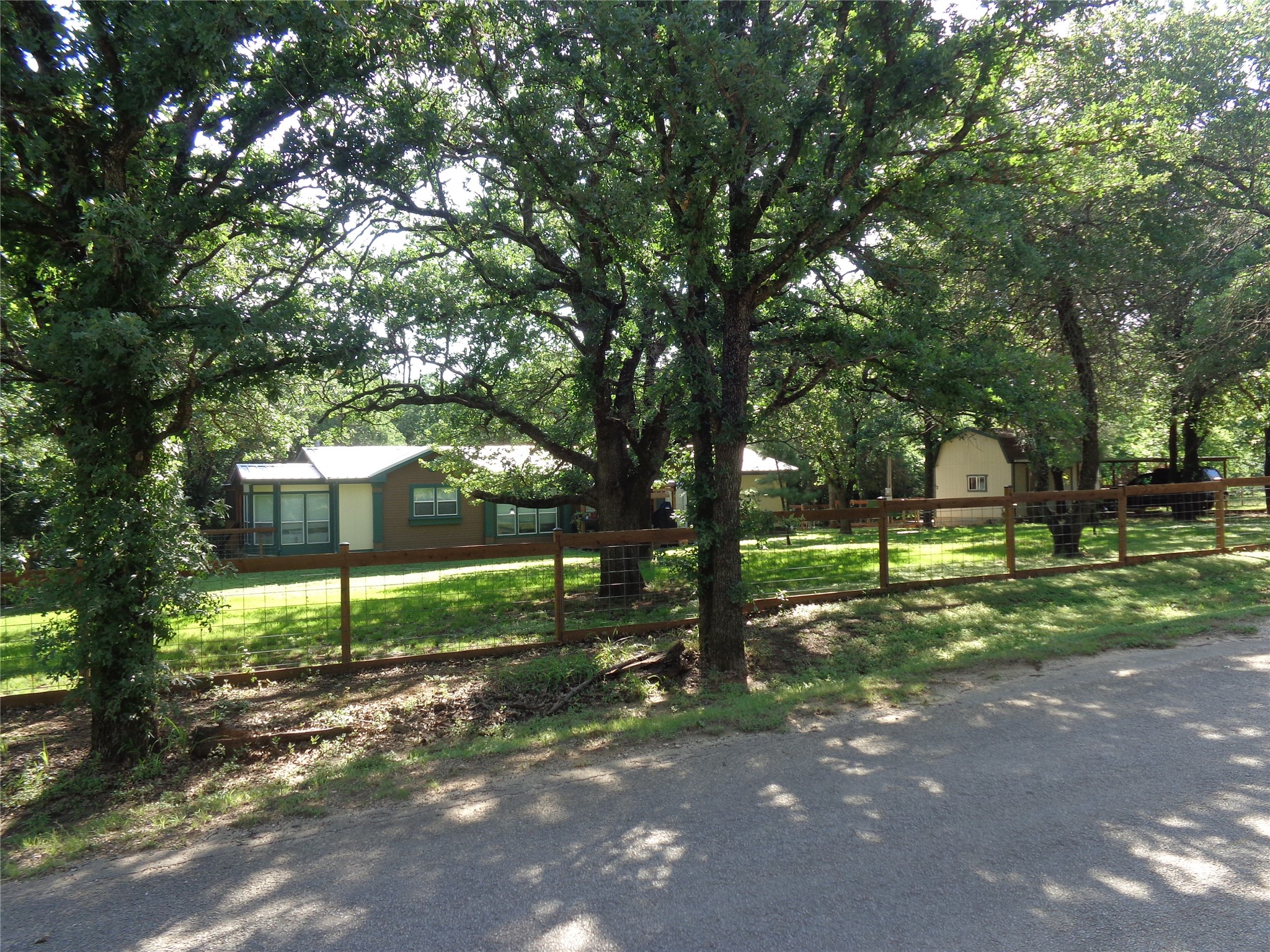 5525 Cedar Oaks Road Grandview TX 76050