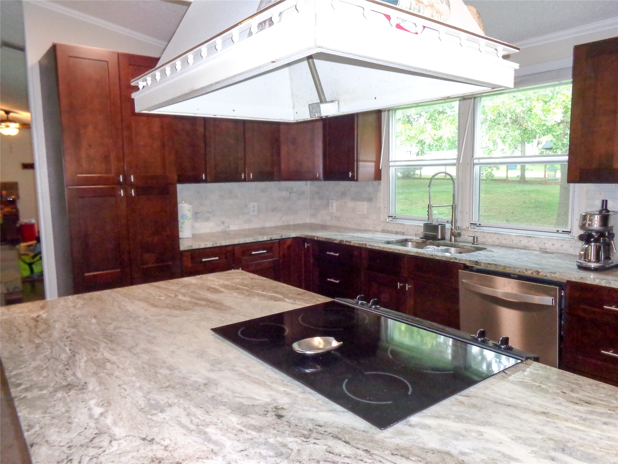 5525 Cedar Oaks Road Grandview TX 76050