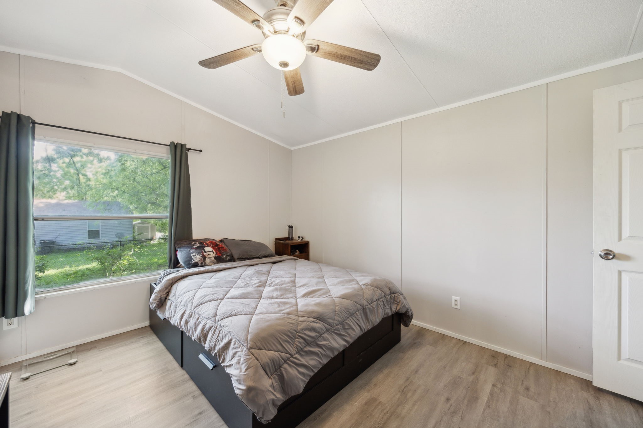 3719 Hedge Row Street Granbury TX 76048