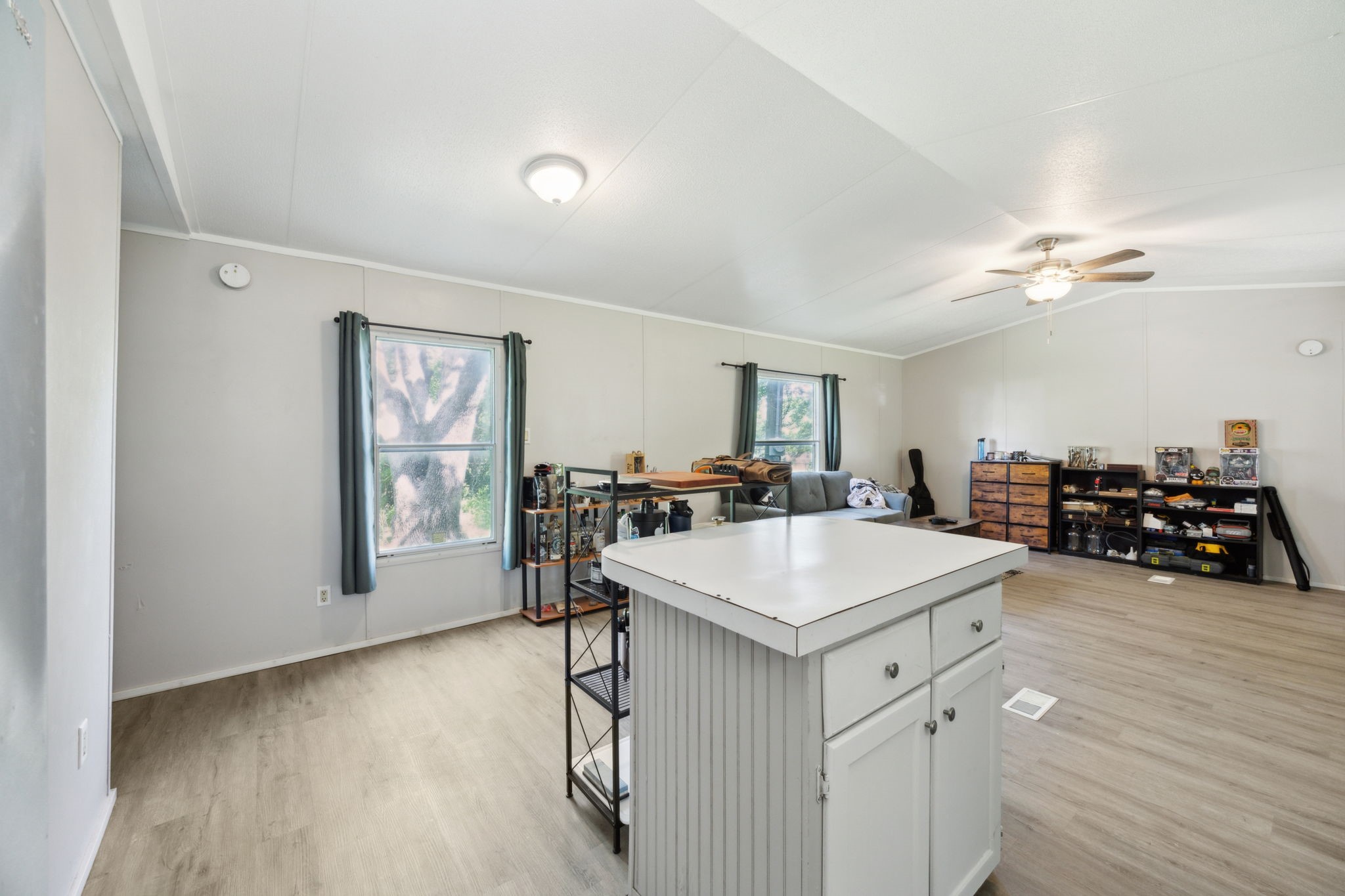3719 Hedge Row Street Granbury TX 76048