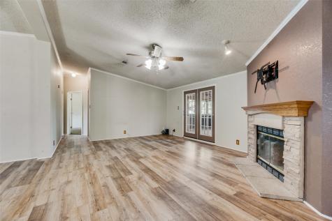 2209 Meadowview Street Alvarado TX 76009